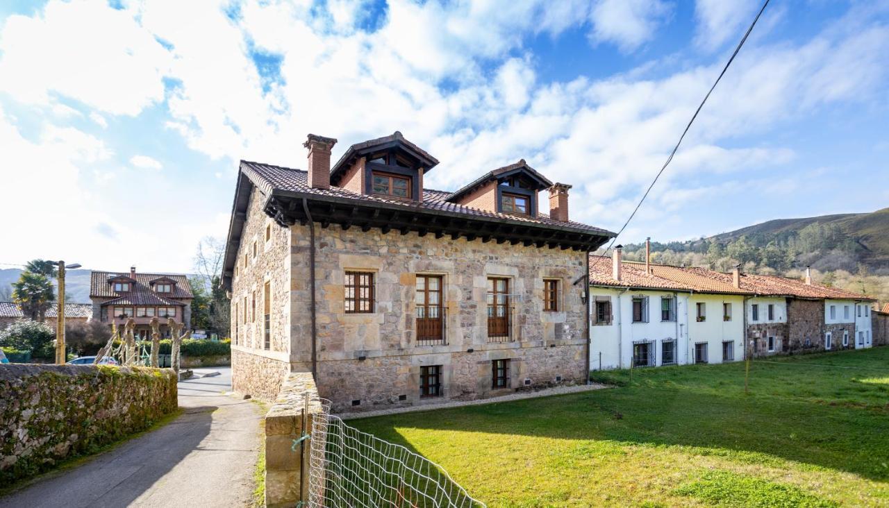 Apartamentos Los Edules Treceno Exterior photo